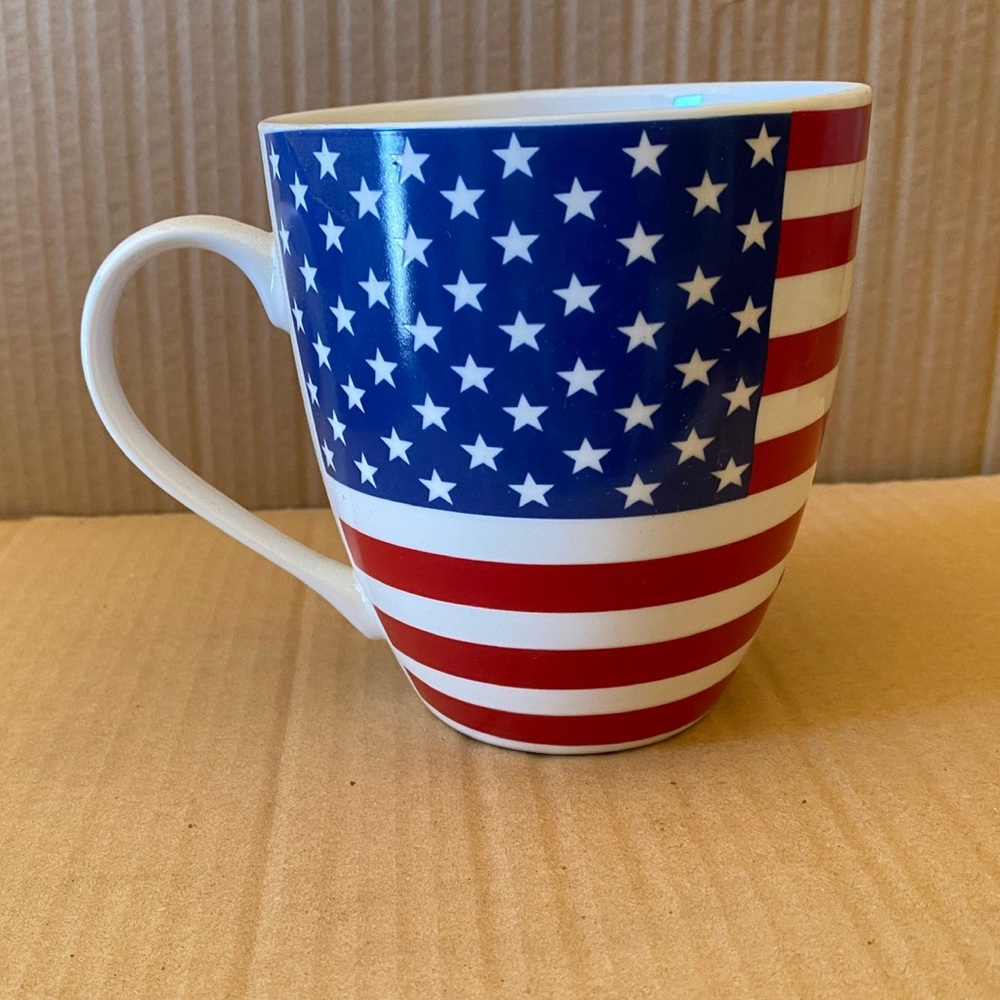 Coffee mugs by pfaltzgraff American flag